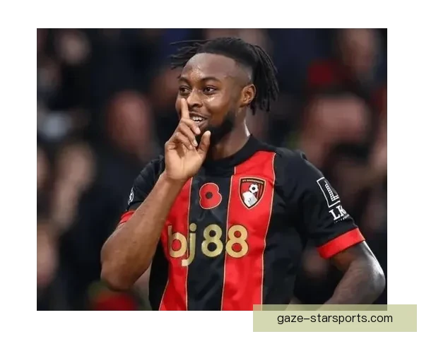 欧洲豪门争夺锋线新星，多队展开激烈转会角逐